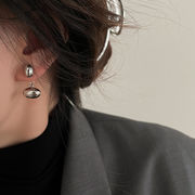 925銀針 オーバルメタルイヤリング 幾何学的なイヤリング 韓国のファッション 気質イヤリング