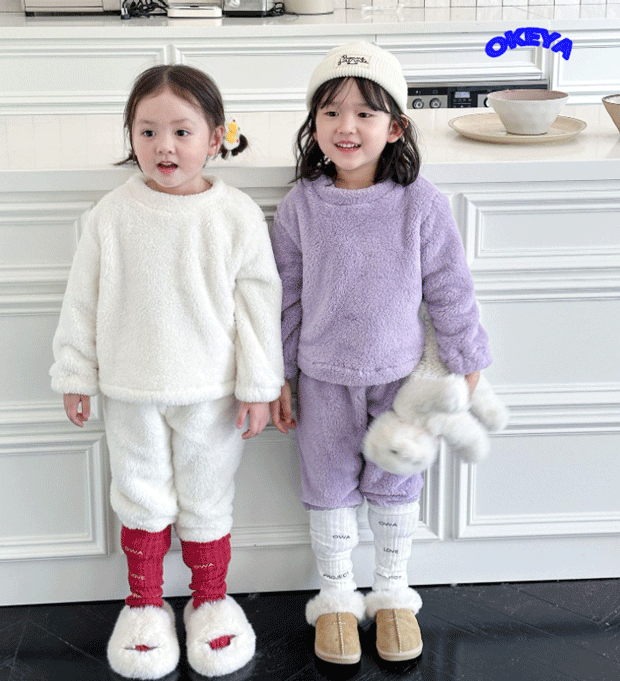 韓国子供服　キッズ服　2023年冬新作　ルームウェア　部屋着　上下セット　ふわふわ　4色展開　80#-130#