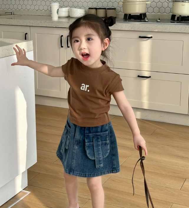 2024夏新作  韓国風子供服  ベビー服   トップス  半袖 Tシャツ   女の子  カジュアル  3色