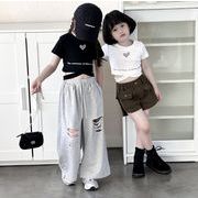 2024 ins 韓国風子供服  ベビー服   トップス  Tシャツ  丈の短い上着  ハート型  2色