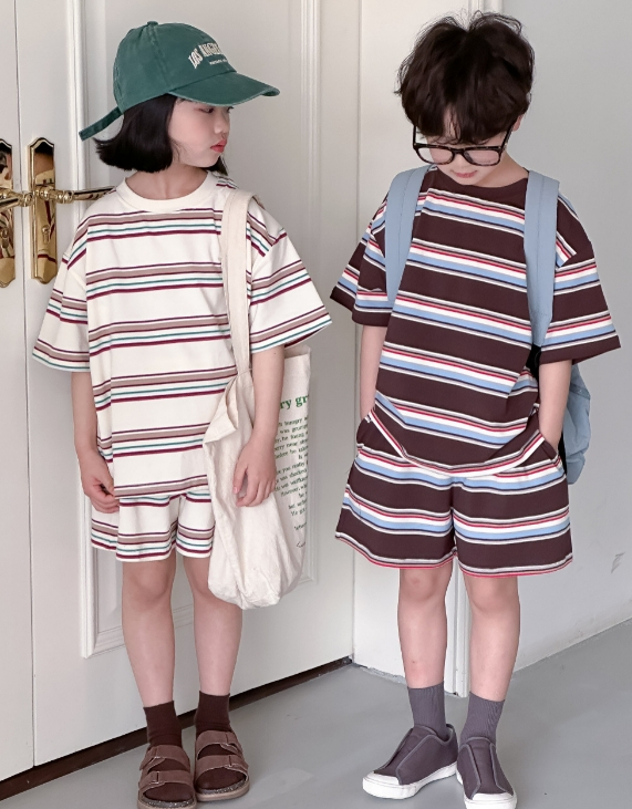 2024 ins 韓国風子供服  ベビー服    ボーダー柄  2点セット  Tシャツ+ショートパンツ  2色