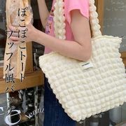 【日本倉庫即納】ぽこぽこトートバッグ ワッフル風バッグ 大容量 韓国ファッション