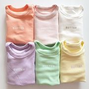 韓国子供服子供服子供秋のボトムシャツ赤ちゃん長袖tシャツ赤ちゃん綿丸襟tシャツ