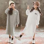 女の子、長袖ドレス、2024年春秋新作スタイル、韓国の子供服、プリントスカート