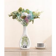 お時間限定SALE 新中国式 生け花の置物 陶磁器の花瓶 模造花 家庭の装飾品 客間の置物 酒箱の置物