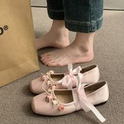 バレエシューズ　靴　パンプス　デザイン　春夏　レディース　韓国ファッション　リボン