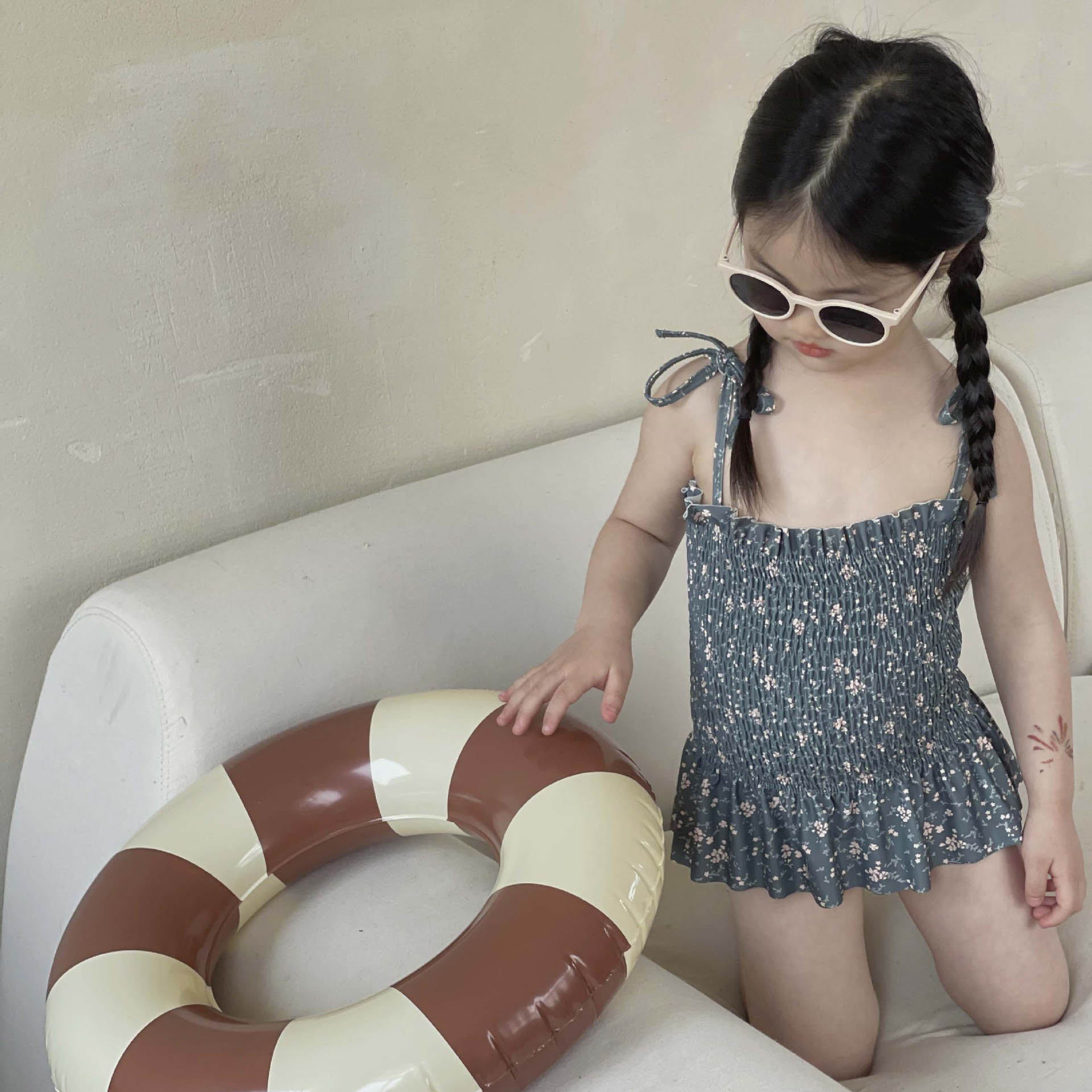2024新作 キッズ 子供 ワンピース 水着 スカート 水色 小花柄 花