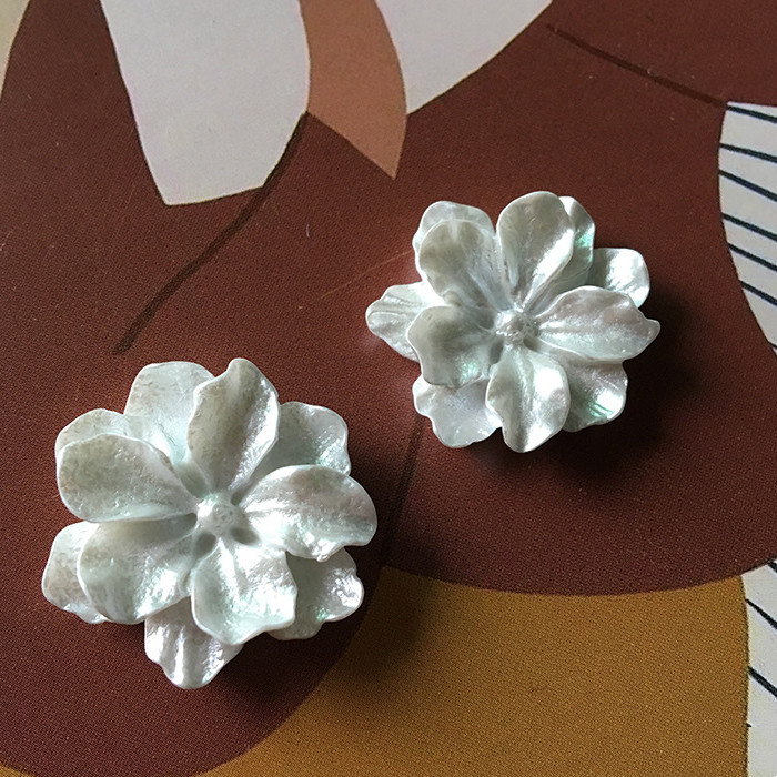 フラワー カボション 花 アクセサリーパーツ ホワイト