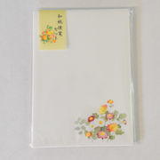 【花のイラスト和紙便箋セット 】（ 菊 ）和紙便箋8枚+和紙封筒3枚+シール3ピース他・純日本製