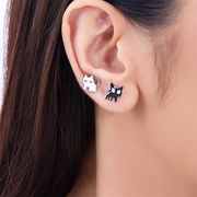 かわいい  猫ピアス  黒猫 白猫   猫雑貨   猫アクセサリー