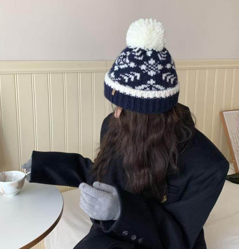 タグ付新品❣️暖か 中綿帽子★M 57.5 キャメル ベージュ系 タグ付新品❣️暖か 中綿帽子☆M 57.5 キャメル ベージュ系