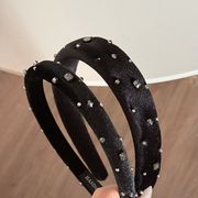 カチューシャ　ヘアアクセサリー　レディース　デザイン　韓国風　髪飾り