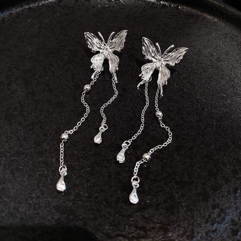 蝶々 ピアス かわいい キャッチ チャーム 揺れる 動物 アニマル おしゃれ キラキラ セカンドピアス 上品