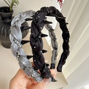 編みカチューシャ　キラキラ　フェミニン　韓国ヘアアクセサリー