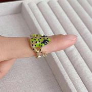 アマガエル カエルの指輪 金属 蛙 カエルリング  カエルのアクセサリー  カエル雑貨 ワンサイズリング