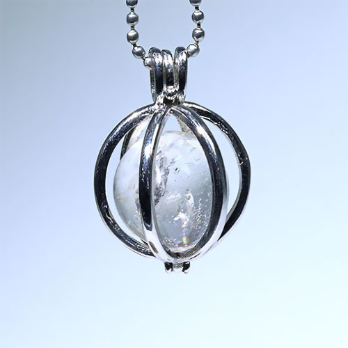 水晶 ペンダント入れ替え可能 約15mmまでの天然石が入ります