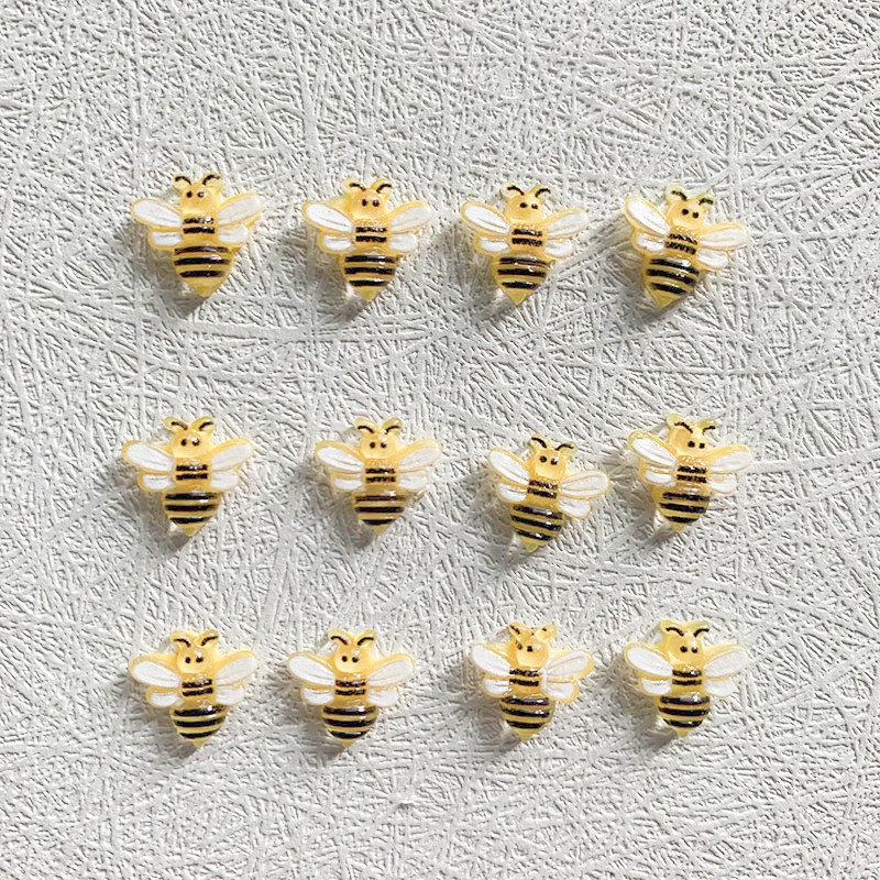 蜂 立体 ハチ みつばち ネイルパーツ ミツバチ 昆虫 はち アクセサリーパーツ レジン 封入 素材 カボション