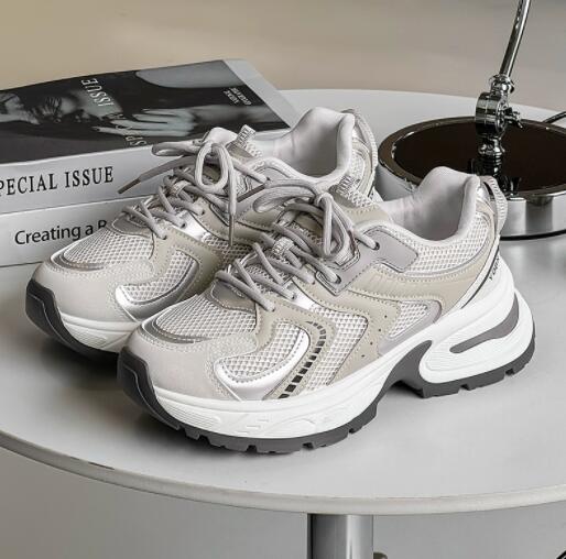 シューズ  スニーカー 運動靴  メッシュ お出かけ メンズスニーカー 厚底