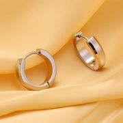 ステンレス製ミニマルイヤーカフ／チタン風ラウンドピアス（ユニセックス）