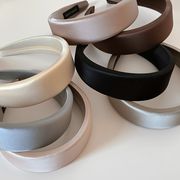 カチューシャ　ヘアアクセサリー　レディース　デザイン　韓国風　髪飾り