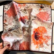 エレガントなプリント柄入り100％シルクプチスカーフ　04508