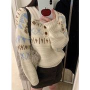 ポロ襟ジャガードニットプルオーバー　デザイン　韓国ファッション
