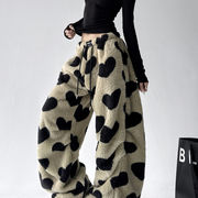 ワイドパンツ レディース ボア フリース 裏起毛 ハート柄 刺繍 もこもこ 暖かい 防寒 ルームウェア