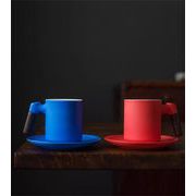 贈り物をする ナチュラルな雰囲気の陶器カップセット 2トーンカラー展開でインテリアに合わせて選べる