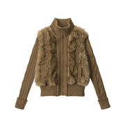 予約商品 ショートスタイルニットアウター ハイネックで首元温か 厚手ラムウール柔らか 冬用レトロデザイン