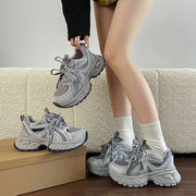 シューズ　運動靴　デザイン　韓国ファッション　INS