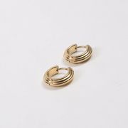 サージカルステンレスピアス　アクセサリー　デザイン　金属アレルギー対応　18kコーティング