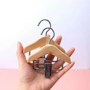 犬用ハンガー 木製　ベビー ハンガー クリップ付き 小型  犬服 収納 子供 服 下着 ソックス 衣類 収納