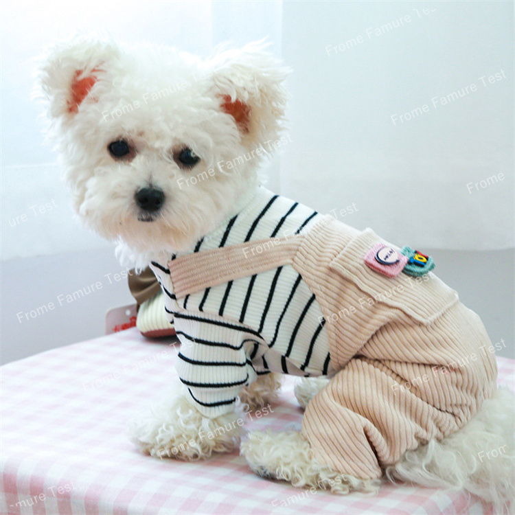 ペット服　新作犬服　超可愛いペット服　犬服　猫服　　ペット用品　ペット雑貨　暖かい