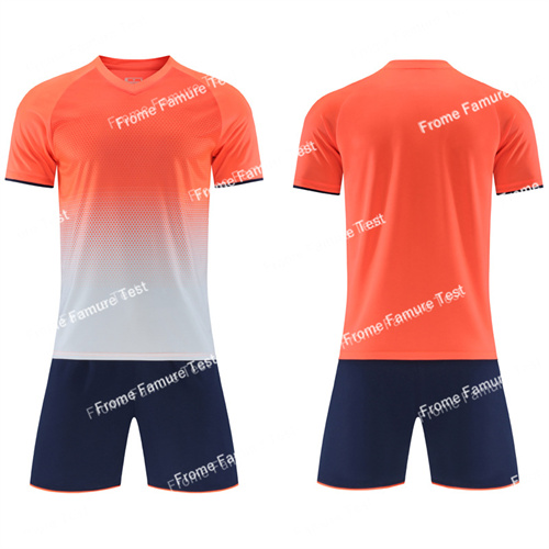 サッカーユニフォーム  スポーツ　スポーツウェア 　 トレーニング用服　2点セット　OEMできる
