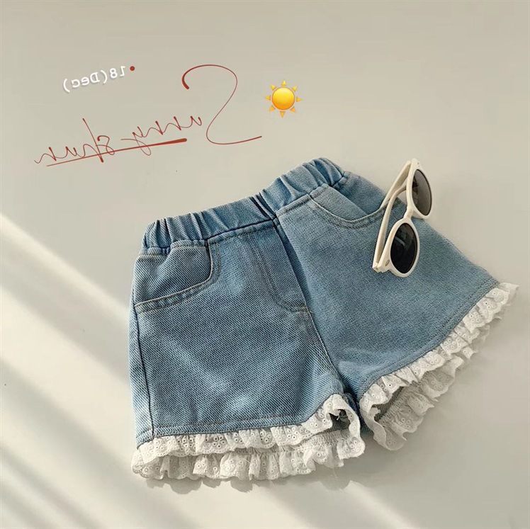 子供用アパレル　女の子ズボン　デニムパンツ　キッズジーンズ