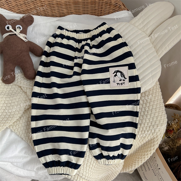 スポーツパンツ、カジュアルパンツ、パンツ、子供服、男の子、ストライプパンツ
