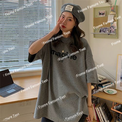 Tシャツ　　　　レディース　　　　ファッション　　春夏　　半袖  　英文字