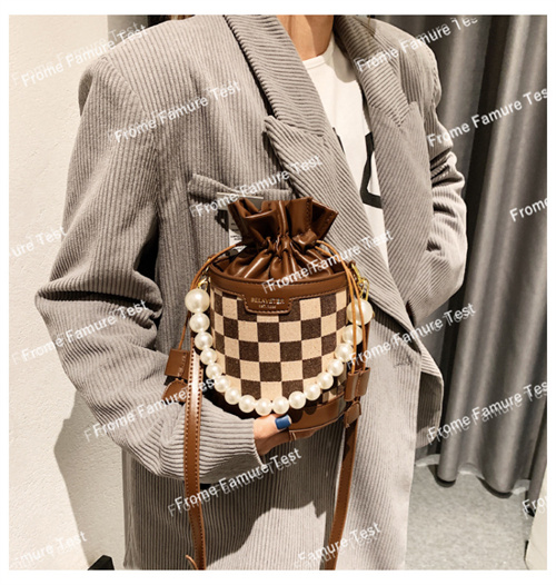 バッグ　レディース　ショルダーバッグ　ファッション　シリンダー　チェッカーボード