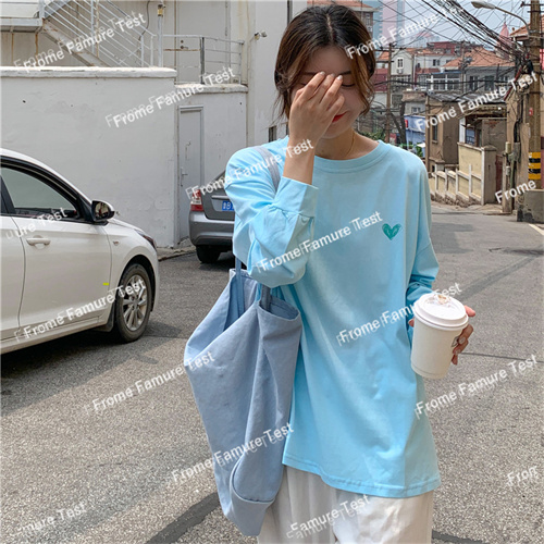 Tシャツ　　　　レディース　　　　ファッション　　春夏　　長袖   ハート柄