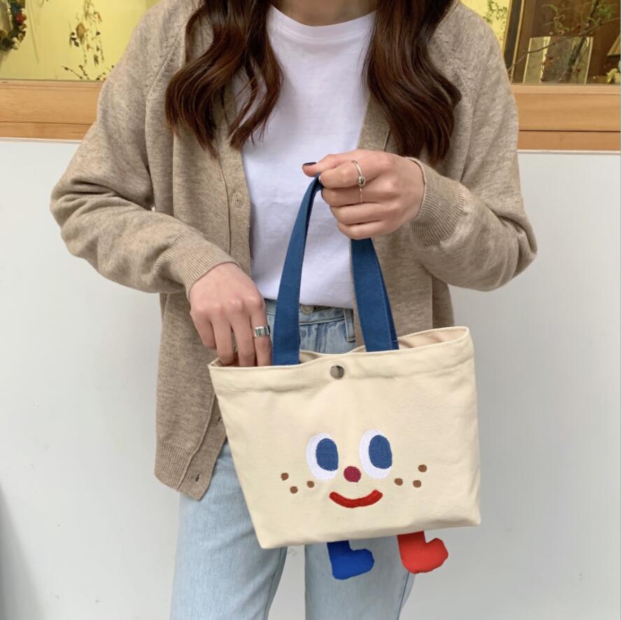 ストローバッグ レディース カゴバッグ　弁当バッグ かばん 夏  エコバッグ