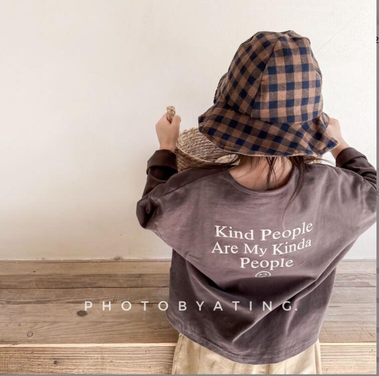 春秋新作　 男の子女の子Tシャツ 韓国スタイル   子供服 ファッションTシャツ ★80-130