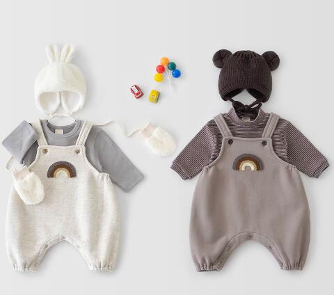 子供用アパレル　サロペット　ロンパース　66-100
