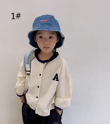 子供用アパレル　Tシャツ　2色　長袖　80-130
