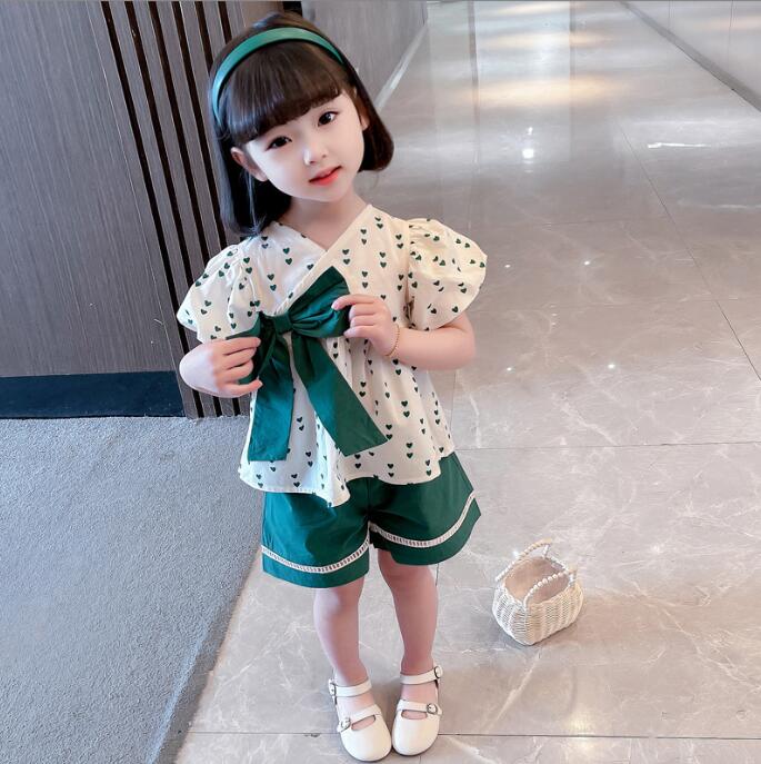子供服夏服★女の子半袖シャツ+パンツ★ファッション2点セット★韓国風子供夏服★90-130