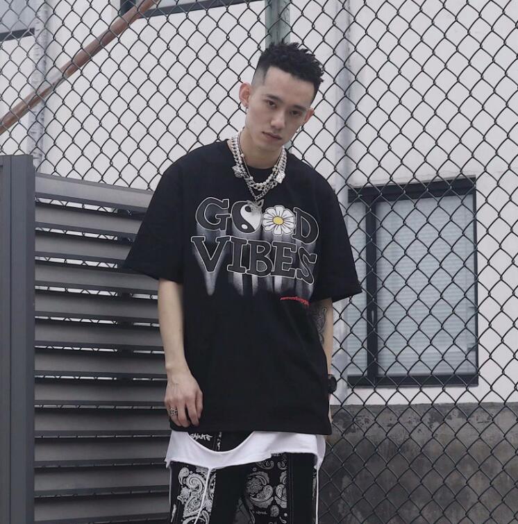 韓国風  Tシャツ　半袖Tシャツ　夏の新しい　スポーツウェア　ファッションTシャツ★M-3X
