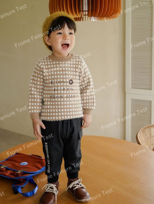 子供用セーター新しい秋と冬の男の子 女の子のニットプルオーバーベビーニット 90-130