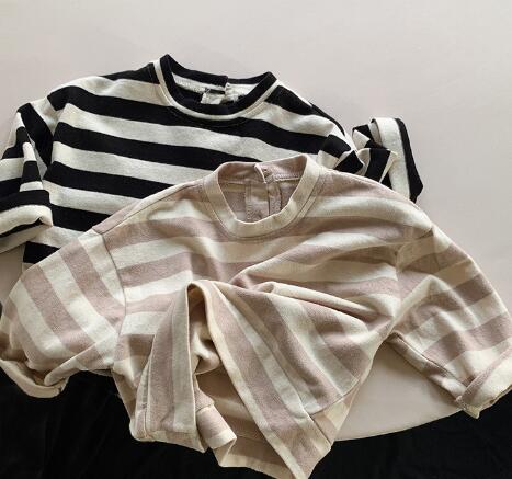 子供用アパレル　トップス　Tシャツ　長袖　80-130