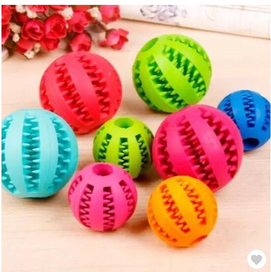 犬用　噛むおもちゃ　餌入り餌　ラバー製ボール　噛むボール　犬用おもちゃ　餌入りボールあ