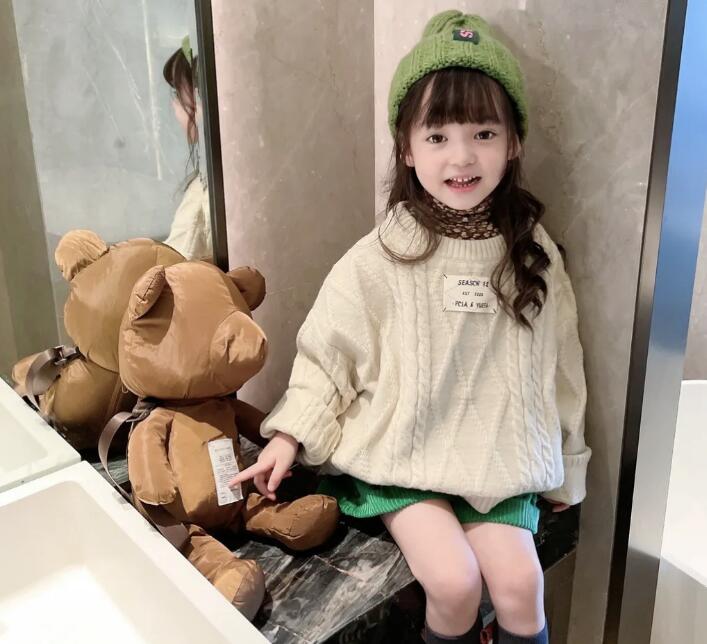 女の子の上着ニットカーディガンかわいいセーター子供服子供服秋の新ファッション