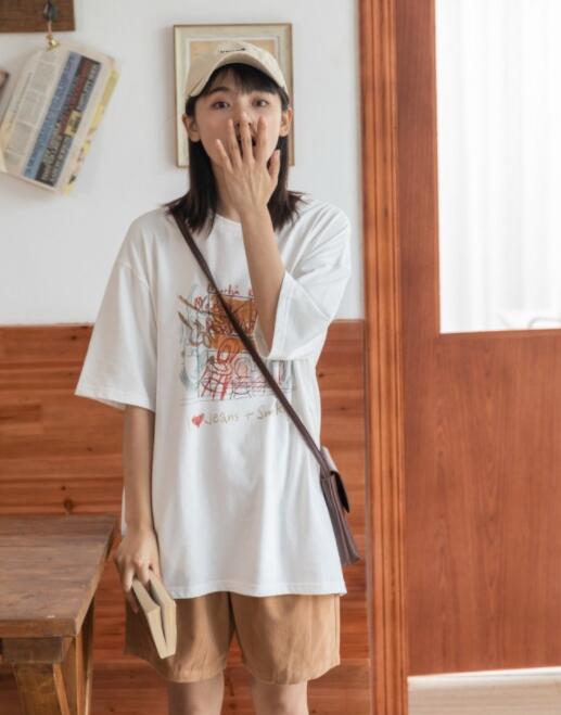 Tシャツ　メンズ　夏新作　ファッショントップス　 半袖Tシャツ